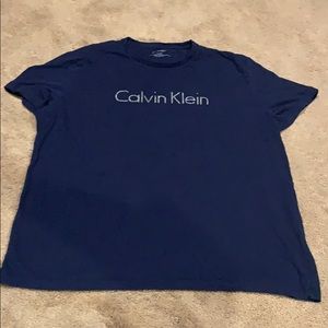 Calvin Klein navy tshirt